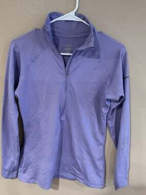 Nike Pro Warm Women's Long-Sleeve 1/2-Zip Top Purple